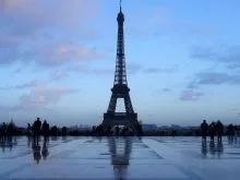 Eyfel_Kulesi _Paris_Resimleri