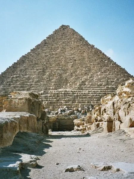 Egypt_Giza_Menkaure_mikerinos_piramidi Egypt_Giza_Menkaure_mikerinos_piramidi