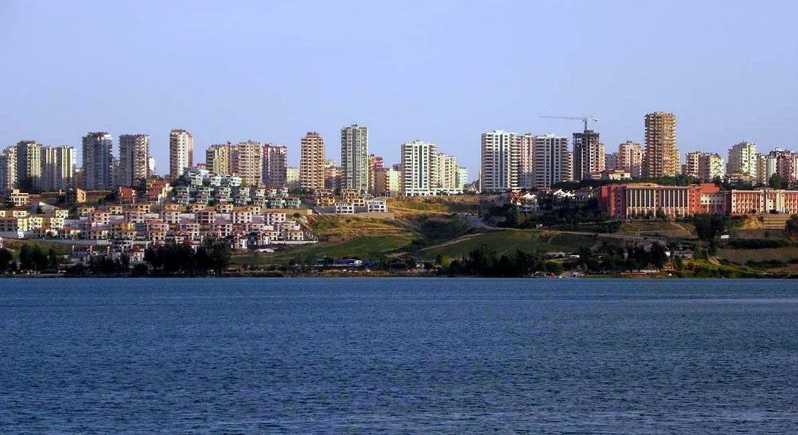 Adana1_thumb.jpg Adana1_thumb.jpg