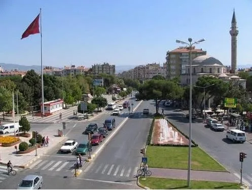 AydinIstasyonMeydani.jpg