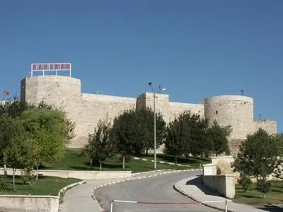 karaman_kalesi3.jpg karaman_kalesi3.jpg