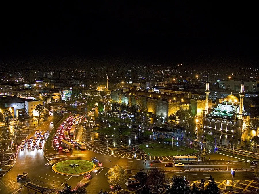 1941496 kayseri kompozisyonu gece.jpg 1941496 kayseri kompozisyonu gece.jpg